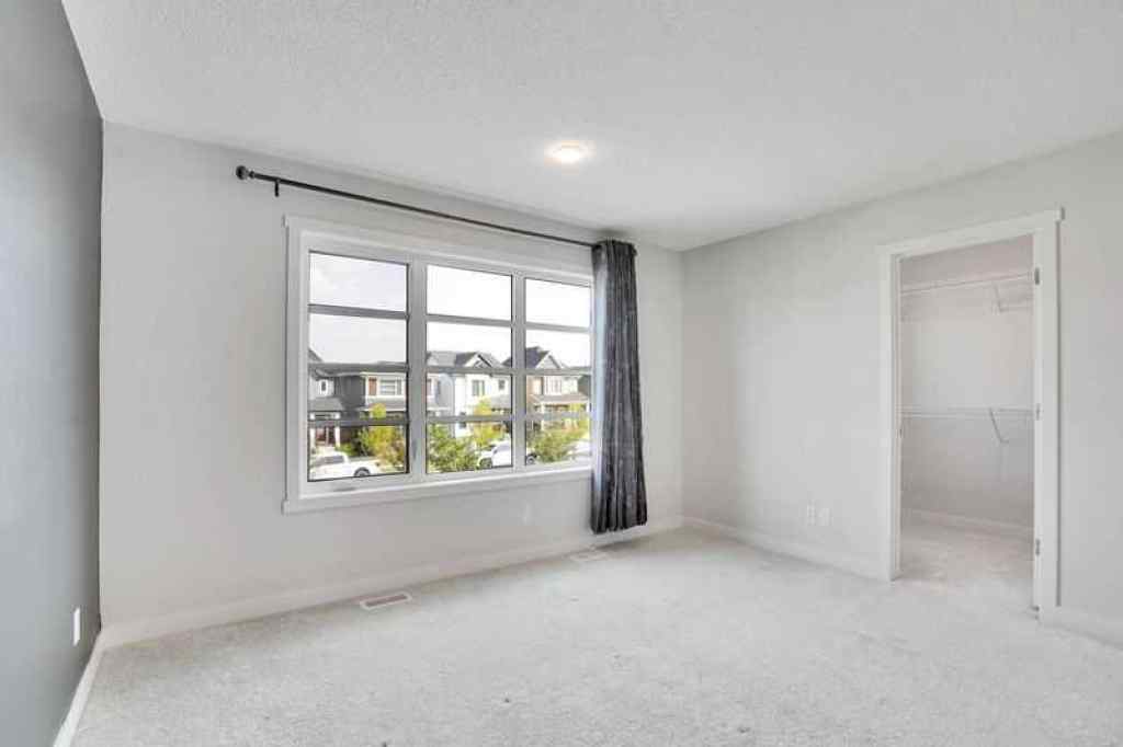 MLS® A2257458 - 143 HIGHVIEW Gate SE in Kings Heights Airdrie, Residential