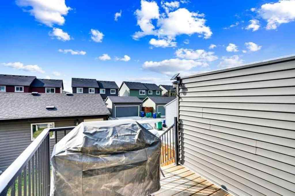MLS® A2257458 - 143 HIGHVIEW Gate SE in Kings Heights Airdrie, Residential