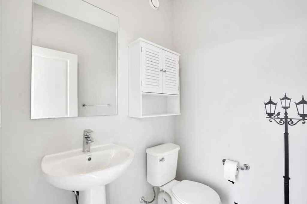 MLS® A2257458 - 143 HIGHVIEW Gate SE in Kings Heights Airdrie, Residential