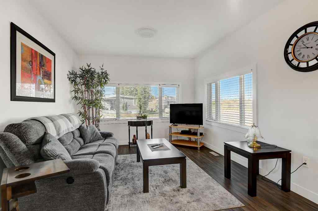 MLS® A2257463 - Unit #186 10615 88 Street  in MH - Trumpeter Village Grande Prairie, Mobile