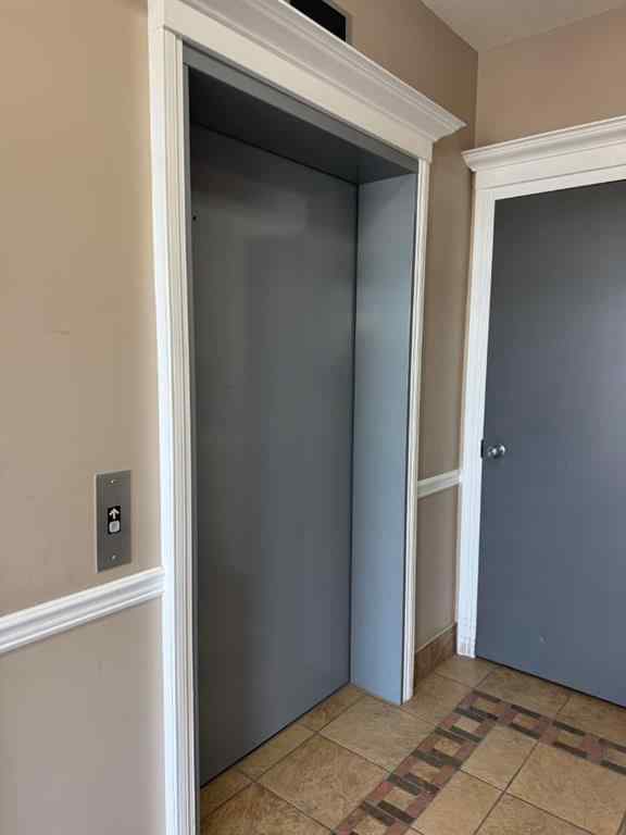 MLS® A2257466 - Unit #201 10126 97 Avenue  in Central Business District Grande Prairie, Commercial