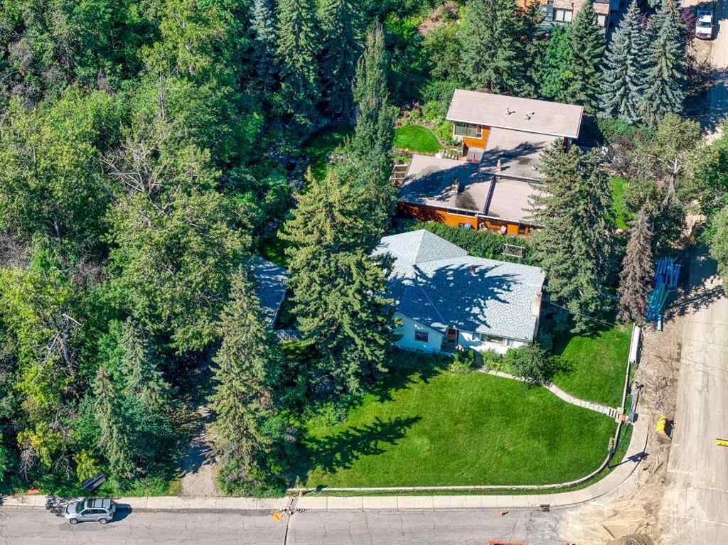 MLS® A2257470 - 3205 4 Street SW in Rideau Park Calgary, Residential