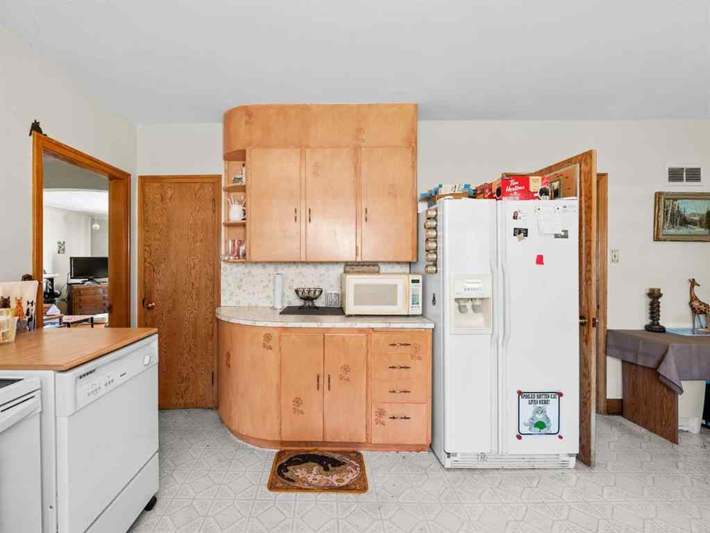 MLS® A2257470 - 3205 4 Street SW in Rideau Park Calgary, Residential
