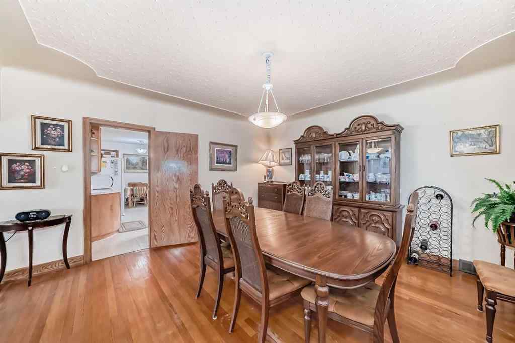 MLS® A2257470 - 3205 4 Street SW in Rideau Park Calgary, Residential
