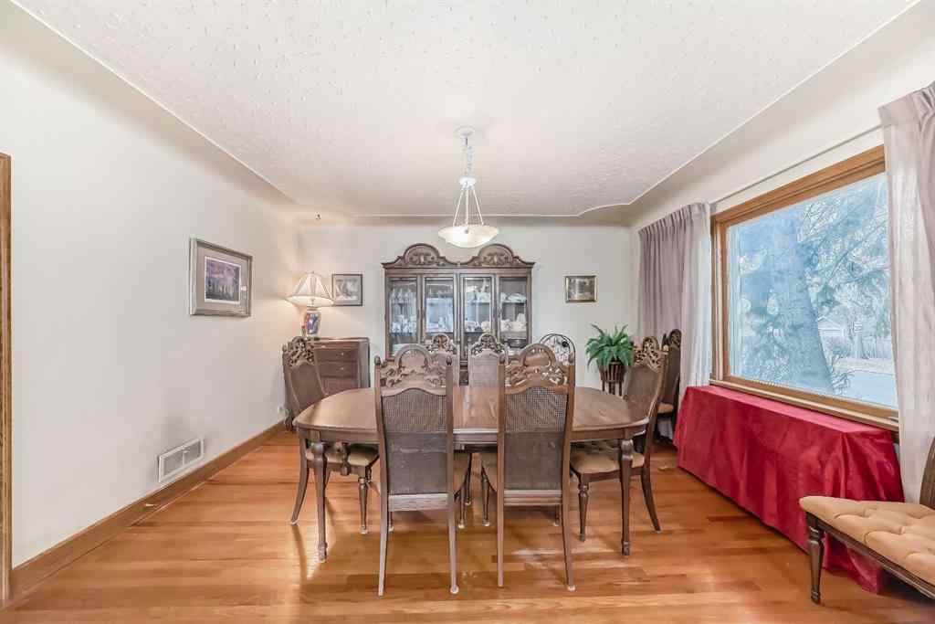 MLS® A2257470 - 3205 4 Street SW in Rideau Park Calgary, Residential