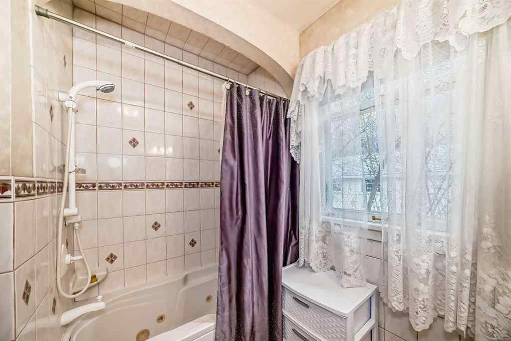 MLS® A2257470 - 3205 4 Street SW in Rideau Park Calgary, Residential