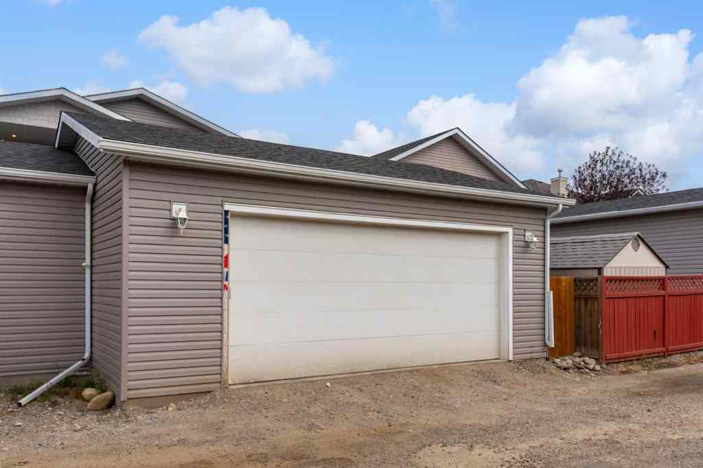MLS® A2257471 - 1945 High Country Drive NW in Highwood Village High River, Residential