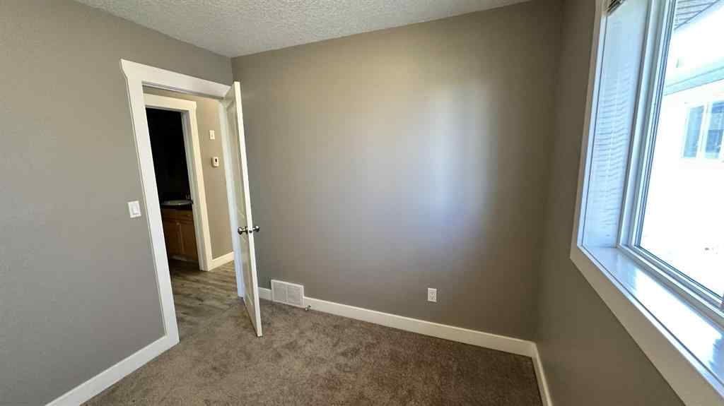 MLS® A2257473 - Unit #B 11238 75 Avenue  in Westpointe Grande Prairie, Rental