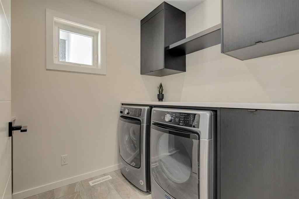 MLS® A2257474 - 2636 30 Street SW in Killarney/Glengarry Calgary, Residential
