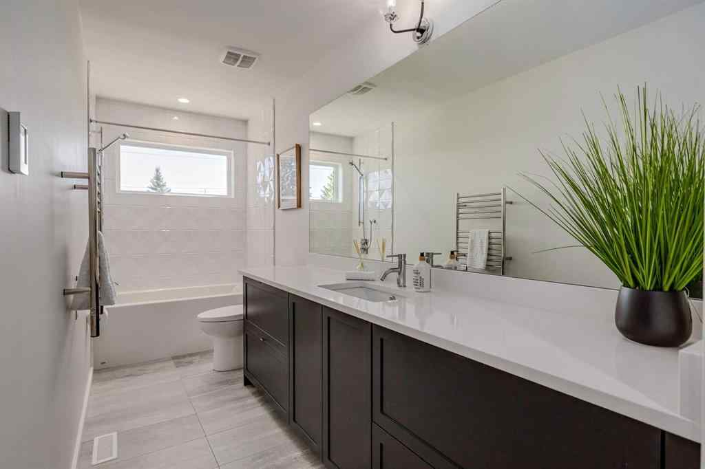 MLS® A2257474 - 2636 30 Street SW in Killarney/Glengarry Calgary, Residential