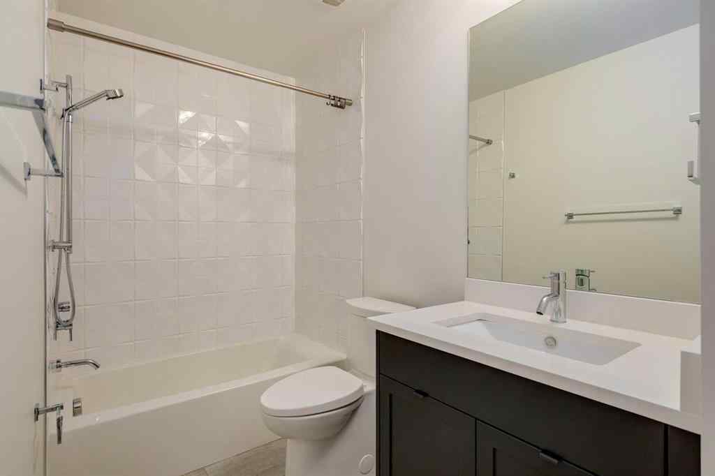 MLS® A2257474 - 2636 30 Street SW in Killarney/Glengarry Calgary, Residential
