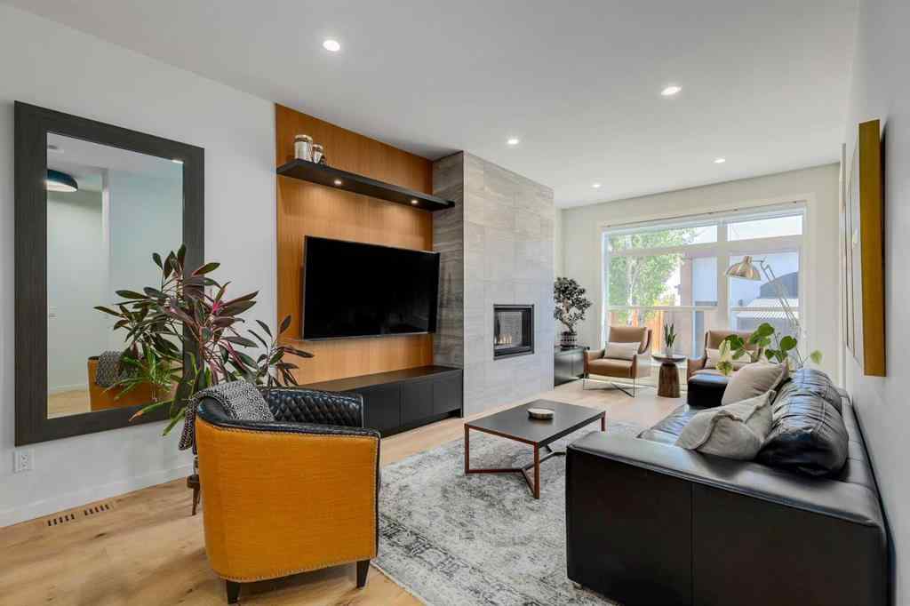 MLS® A2257474 - 2636 30 Street SW in Killarney/Glengarry Calgary, Residential