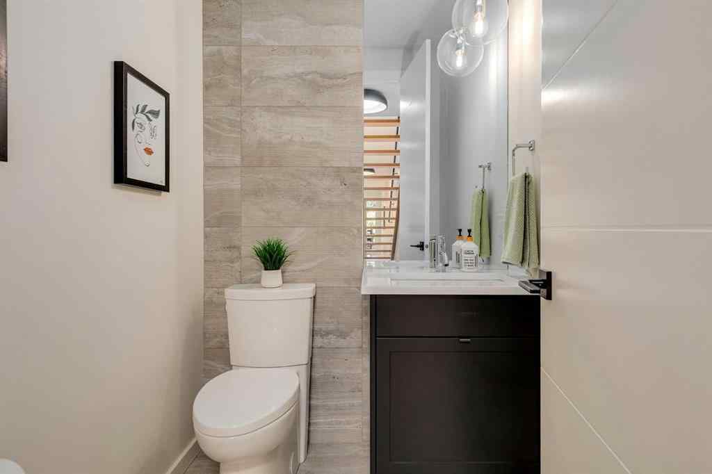 MLS® A2257474 - 2636 30 Street SW in Killarney/Glengarry Calgary, Residential
