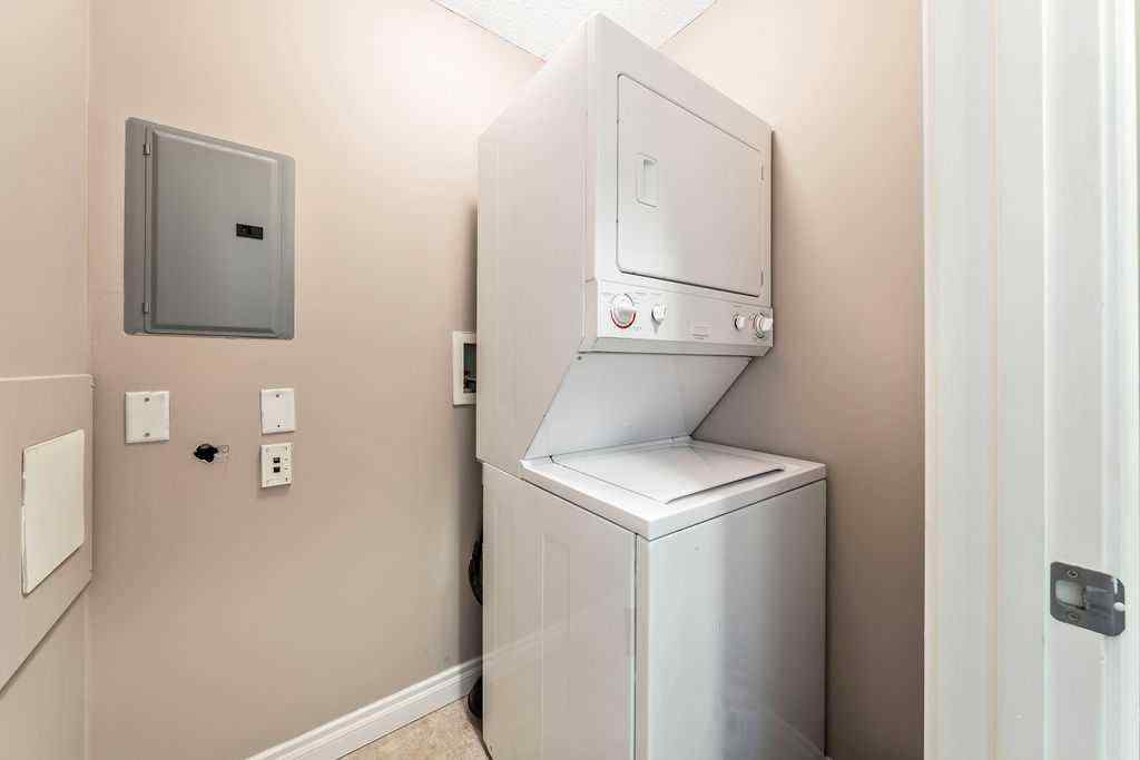 MLS® A2257475 - Unit #105 532 5 Avenue NE in Renfrew Calgary, Residential
