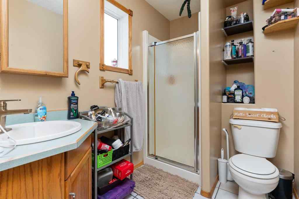 MLS® A2257482 - 6122 32 Avenue  in Century Meadows Camrose, Residential