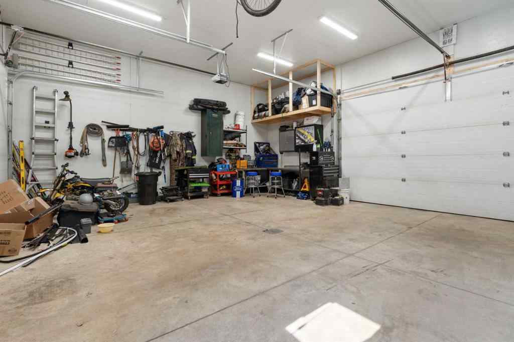 MLS® A2257482 - 6122 32 Avenue  in Century Meadows Camrose, Residential
