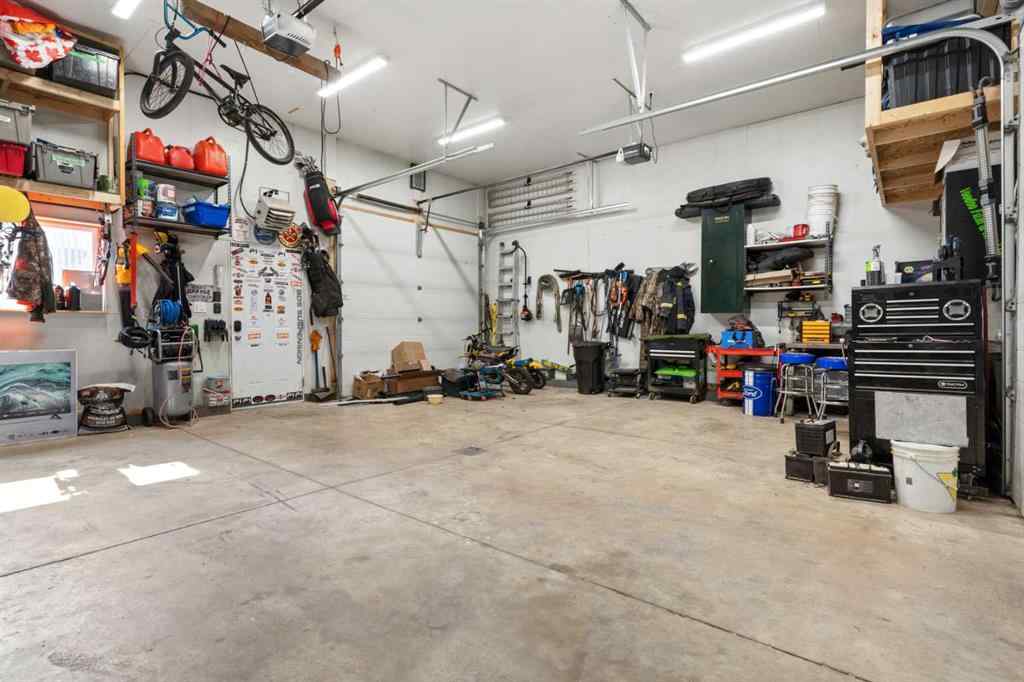 MLS® A2257482 - 6122 32 Avenue  in Century Meadows Camrose, Residential