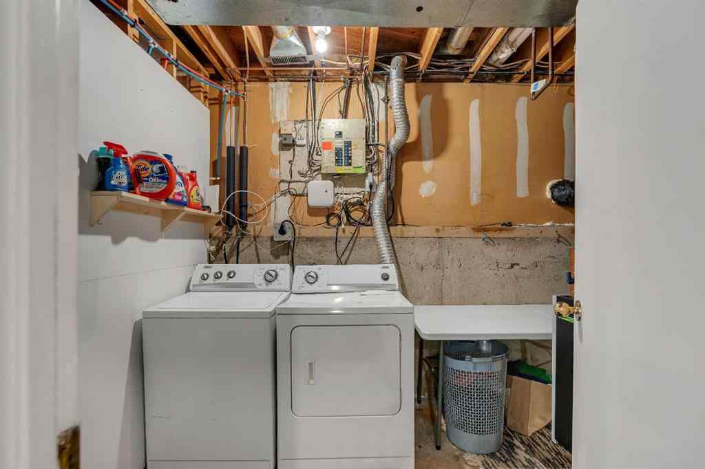 MLS® A2257483 - 415 Midridge Drive SE in Midnapore Calgary, Residential