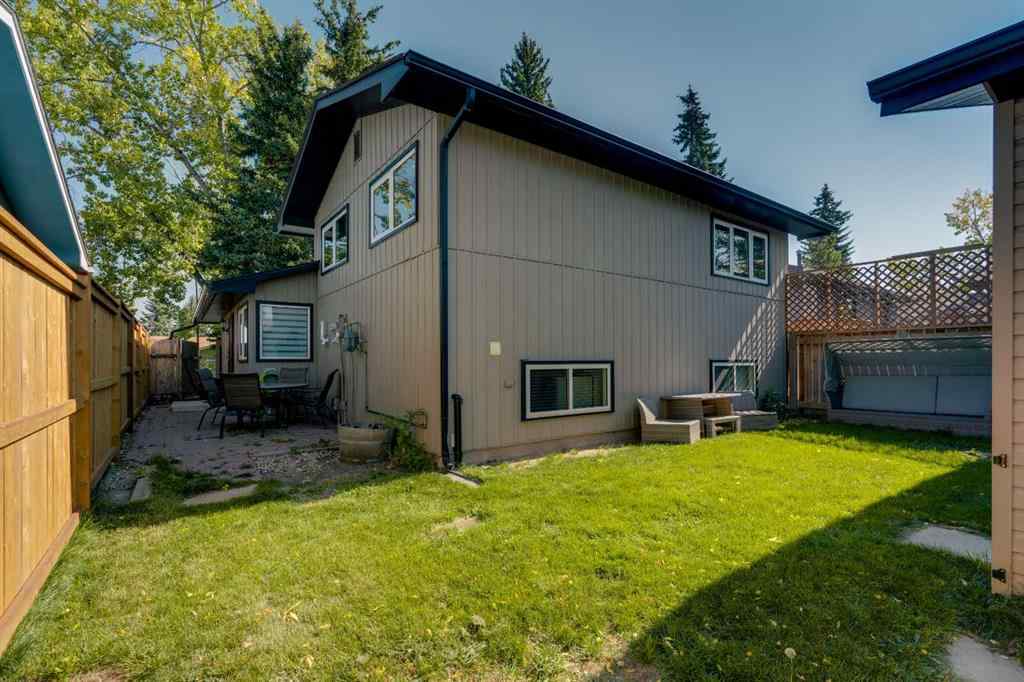 MLS® A2257483 - 415 Midridge Drive SE in Midnapore Calgary, Residential
