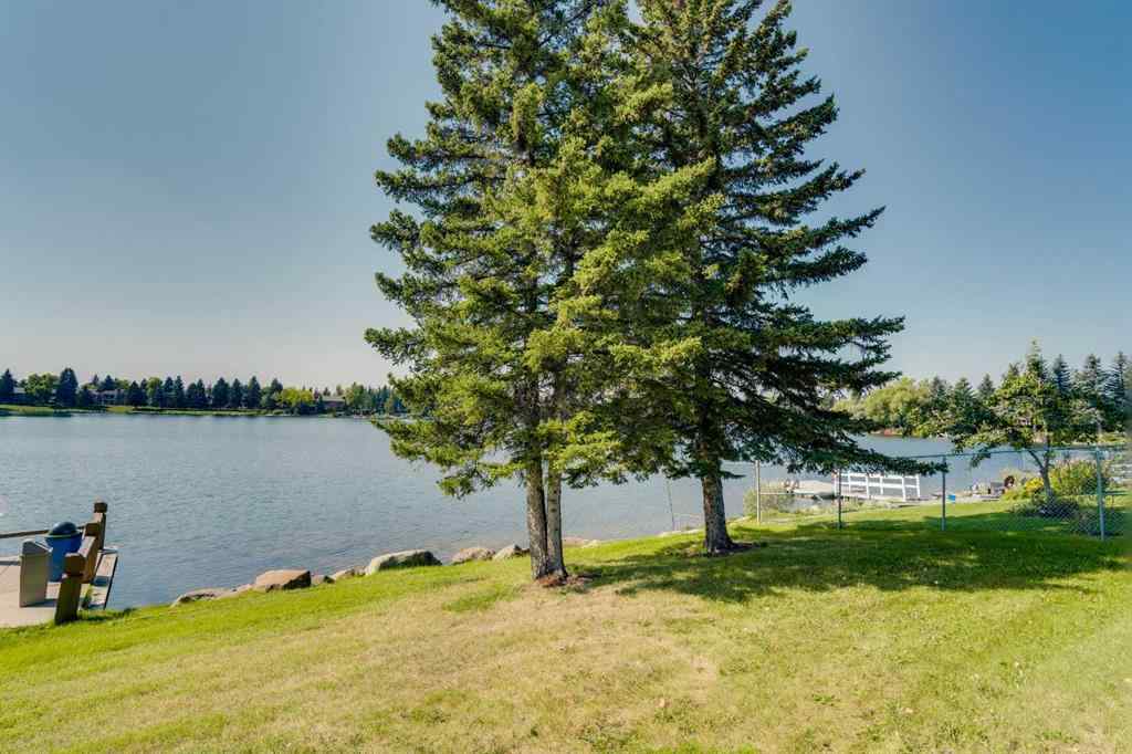 MLS® A2257483 - 415 Midridge Drive SE in Midnapore Calgary, Residential