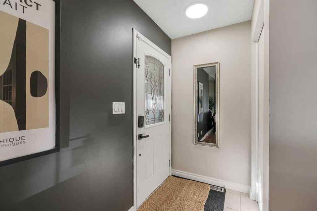 MLS® A2257483 - 415 Midridge Drive SE in Midnapore Calgary, Residential