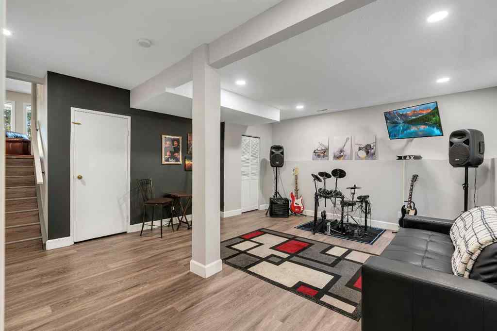 MLS® A2257483 - 415 Midridge Drive SE in Midnapore Calgary, Residential