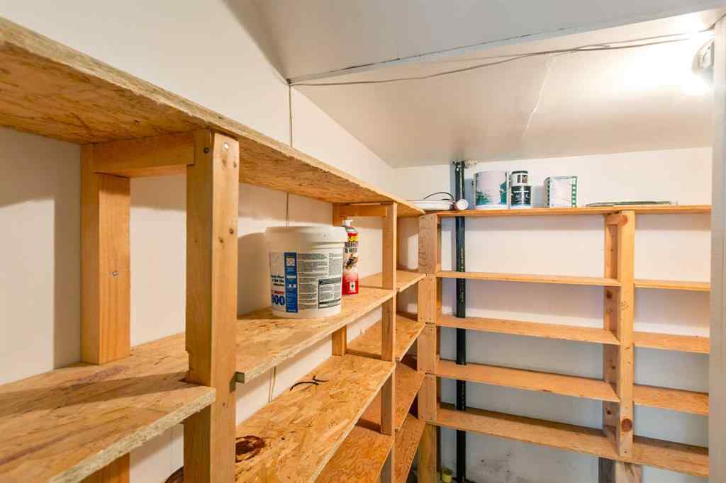 MLS® A2257485 - 5602 57 Avenue  in NONE Olds, Residential