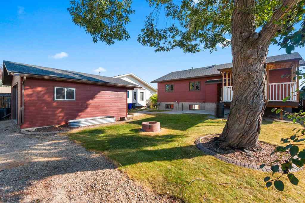 MLS® A2257485 - 5602 57 Avenue  in NONE Olds, Residential