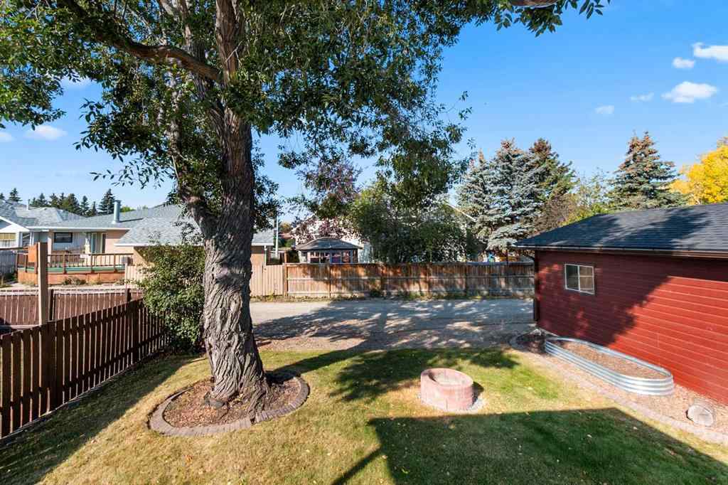 MLS® A2257485 - 5602 57 Avenue  in NONE Olds, Residential