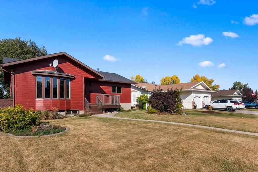 MLS® A2257485 - 5602 57 Avenue  in NONE Olds, Residential