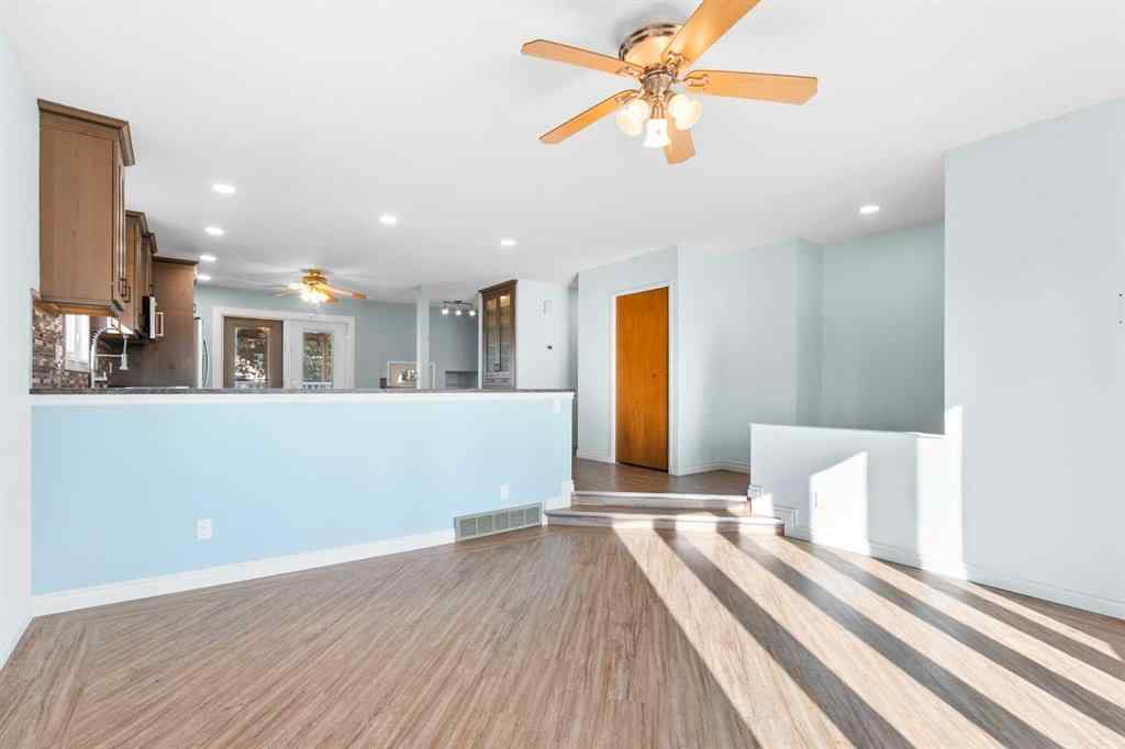 MLS® A2257485 - 5602 57 Avenue  in NONE Olds, Residential