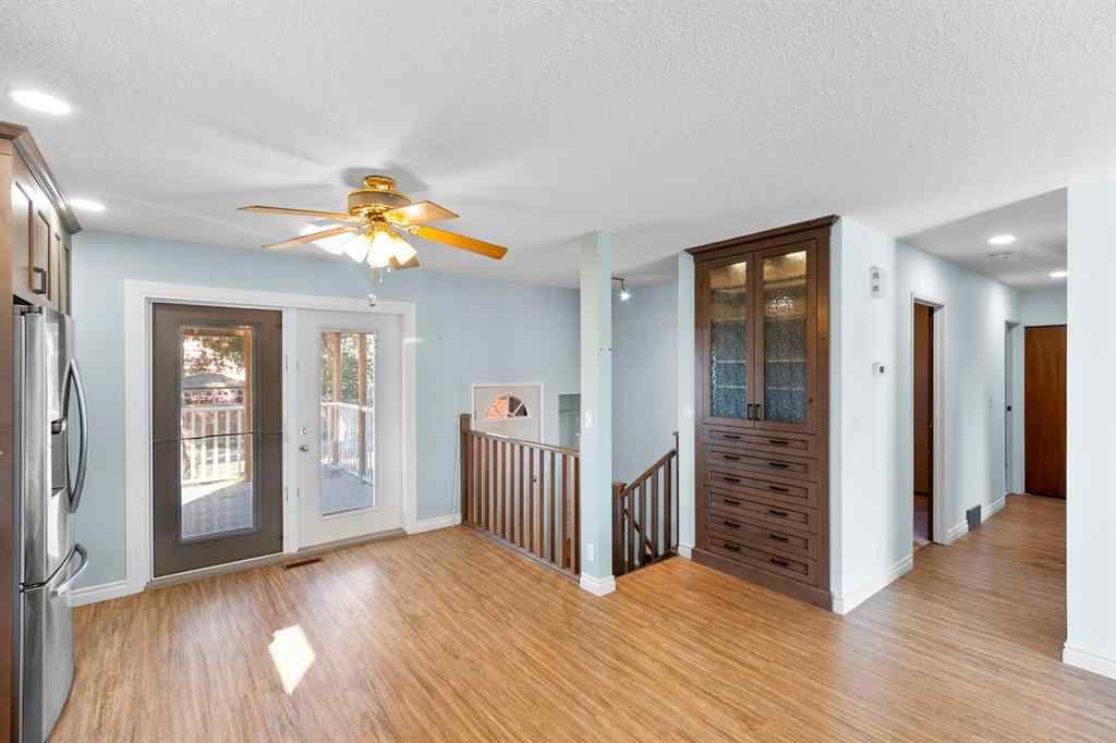 MLS® A2257485 - 5602 57 Avenue  in NONE Olds, Residential