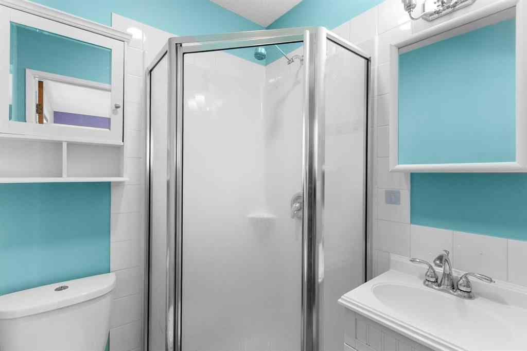 MLS® A2257485 - 5602 57 Avenue  in NONE Olds, Residential