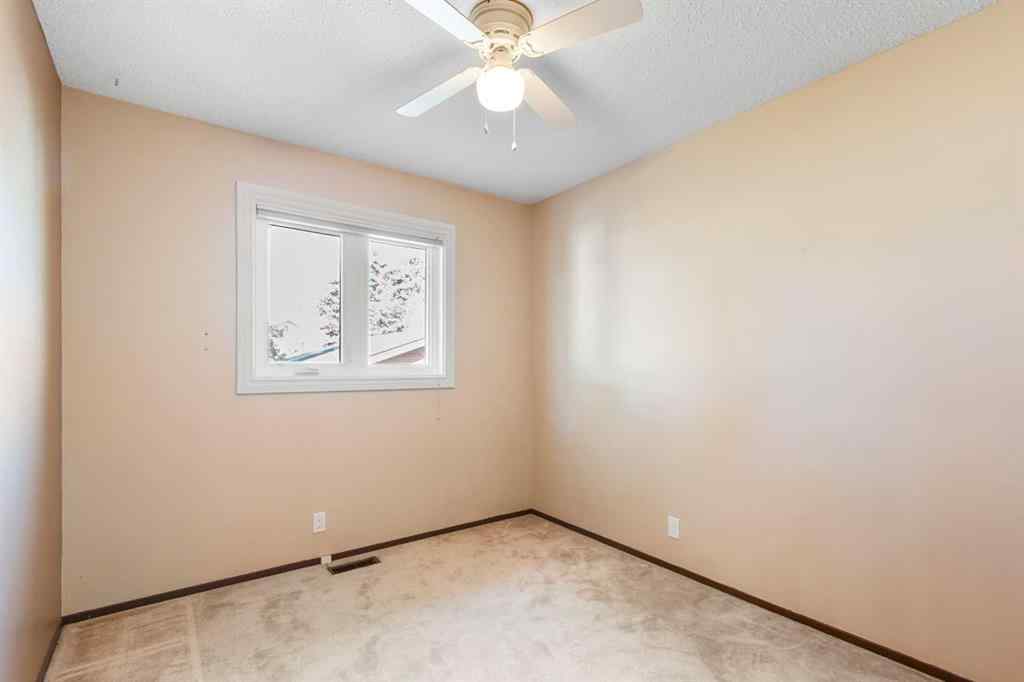 MLS® A2257485 - 5602 57 Avenue  in NONE Olds, Residential