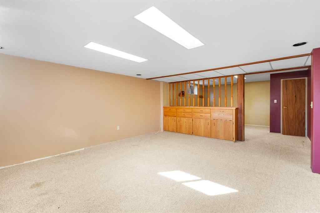 MLS® A2257485 - 5602 57 Avenue  in NONE Olds, Residential