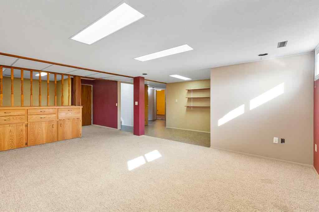 MLS® A2257485 - 5602 57 Avenue  in NONE Olds, Residential