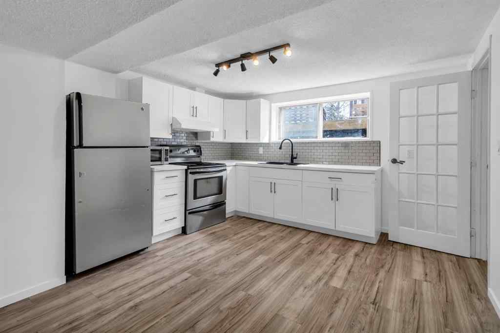 MLS® A2257486 - 10 Radcliffe Crescent SE in Albert Park/Radisson Heights Calgary, Residential