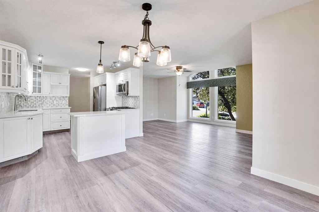 MLS® A2257489 - 1161 100 Newcastle Place  in Newcastle Drumheller, Residential