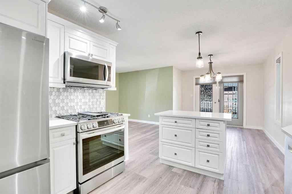 MLS® A2257489 - 1161 100 Newcastle Place  in Newcastle Drumheller, Residential