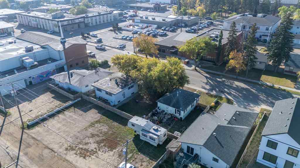 MLS® A2257492 - 5012 47 Street  in Central Business District Lloydminster, Residential