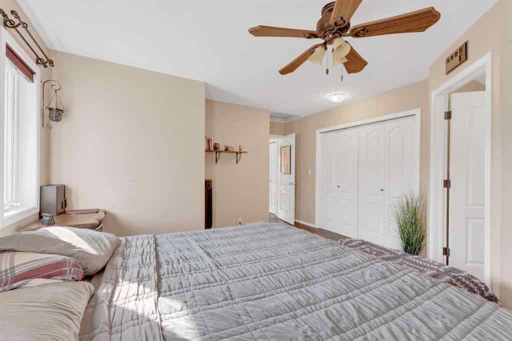 MLS® A2257493 - 317 Jenner Crescent  in Johnstone Crossing Red Deer, Residential