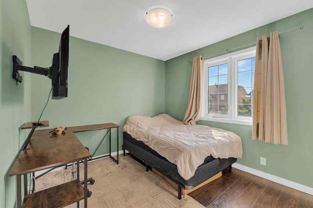 MLS® A2257493 - 317 Jenner Crescent  in Johnstone Crossing Red Deer, Residential