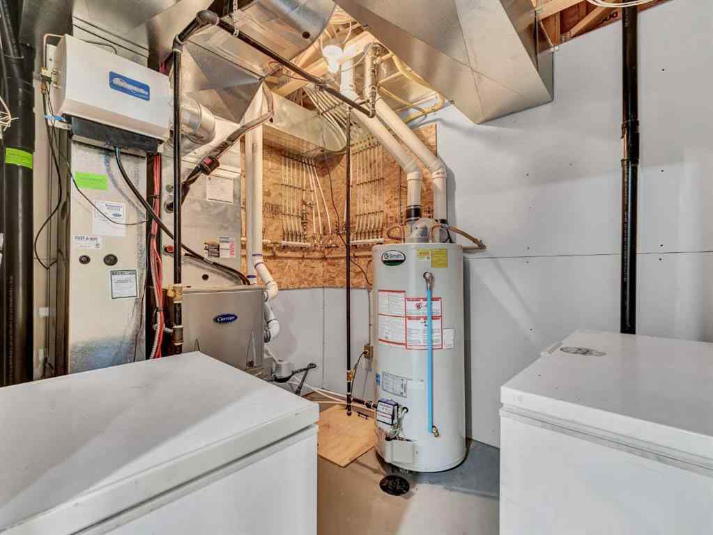 MLS® A2257494 - 592 Vista Drive SE in SE Southridge Medicine Hat, Residential