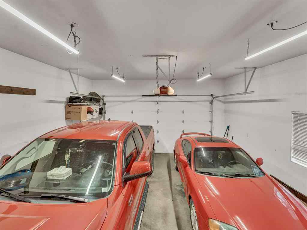 MLS® A2257494 - 592 Vista Drive SE in SE Southridge Medicine Hat, Residential