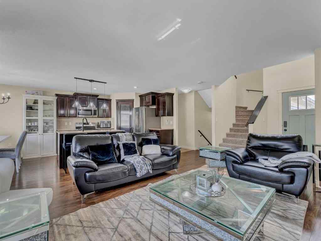 MLS® A2257494 - 592 Vista Drive SE in SE Southridge Medicine Hat, Residential