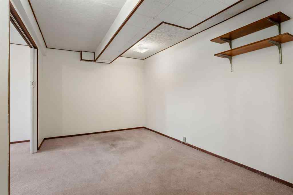 MLS® A2257498 - 1364 Lake Michigan Crescent SE in Bonavista Downs Calgary, Residential