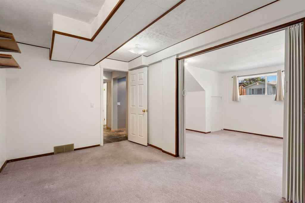MLS® A2257498 - 1364 Lake Michigan Crescent SE in Bonavista Downs Calgary, Residential