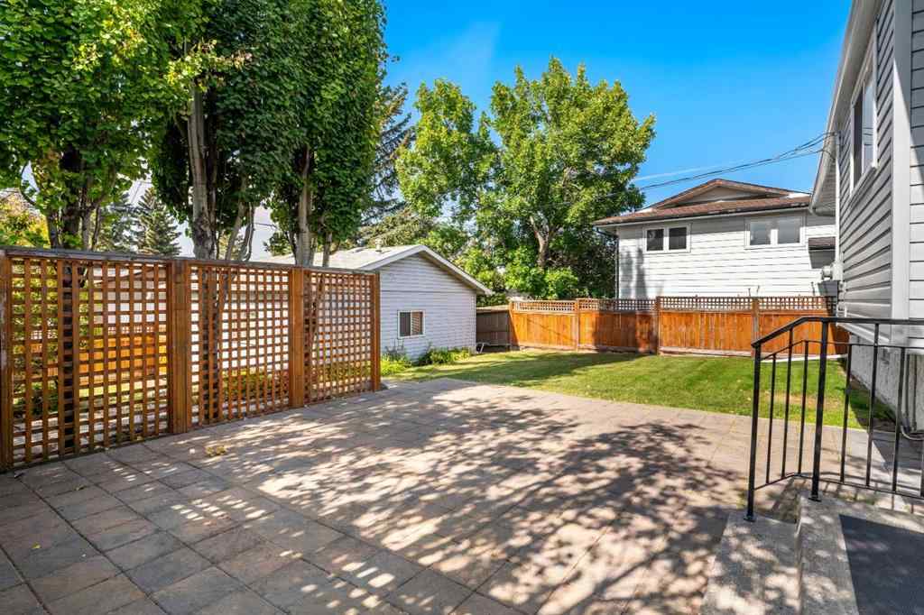 MLS® A2257498 - 1364 Lake Michigan Crescent SE in Bonavista Downs Calgary, Residential