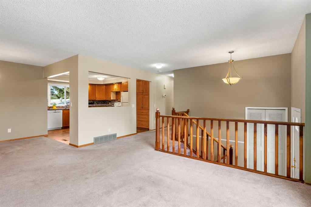 MLS® A2257498 - 1364 Lake Michigan Crescent SE in Bonavista Downs Calgary, Residential