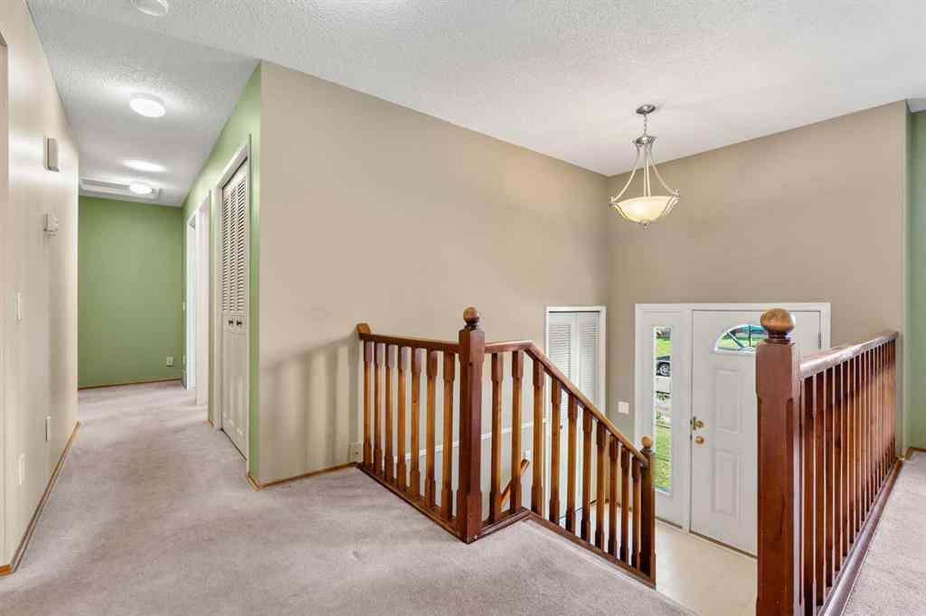 MLS® A2257498 - 1364 Lake Michigan Crescent SE in Bonavista Downs Calgary, Residential